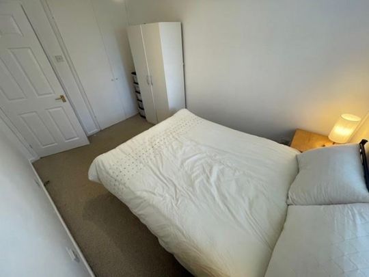 1 Bedroom Flat To Let - Photo 1