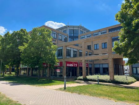 Repräsentative Büroetage in verkehrsgünstiger Toplage von 19061 Schwerin-Krebsförden - Photo 4