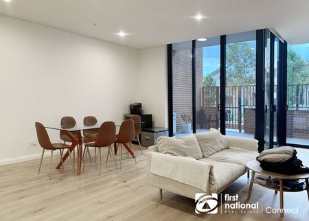 Luxury At Its Finest - Photo 4