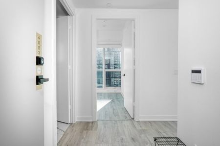 For Lease - 327 King Street Unit# 4003, Toronto, Ontario - Photo 2