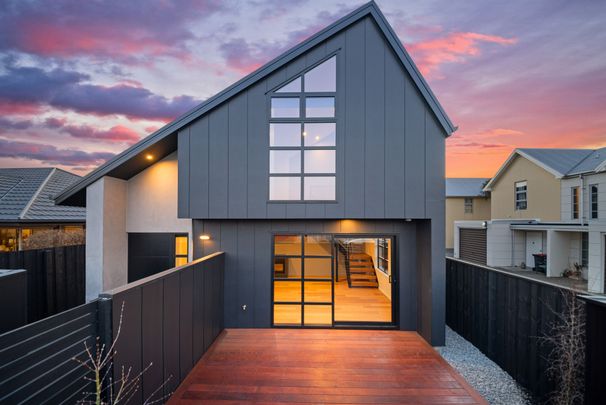 Modern Comfort Meets Easy Living in Riccarton - Photo 1