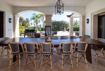 Luxury Villa for rent in Marbella Del Este, Andalusia