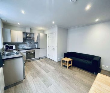 Flat 3, Victoria Chambers, 14 Figtree Lane, Sheffield, S1 2DJ - Photo 2