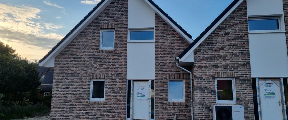 Neubau Doppelhaushälfte in begehrter Lage - Foto 1