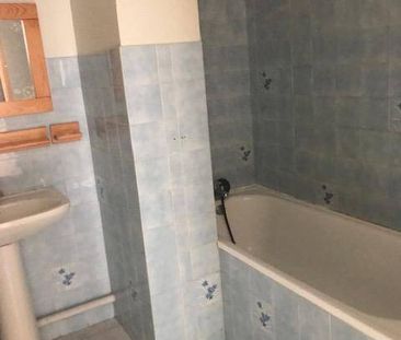 Location appartement t2 48 m² à Villefranche-de-Rouergue (12200) - Photo 4