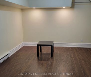 181 Augusta Avenue #Lower - Photo 1