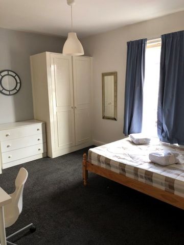 33 Club Street, Sharrow - Photo 4