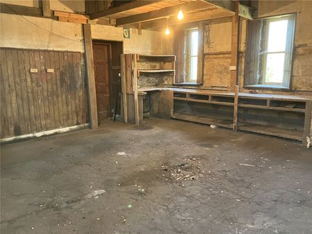 1 The Courtyard - Photo 3