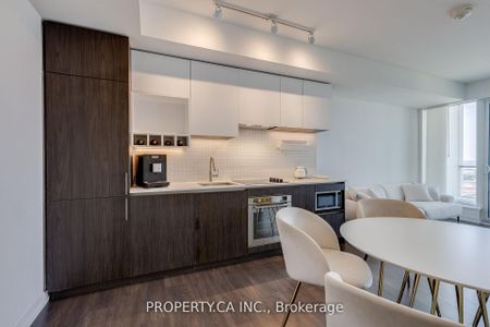 For Lease - 5 Buttermill Avenue Unit# 1711, Vaughan, Ontario - Photo 5