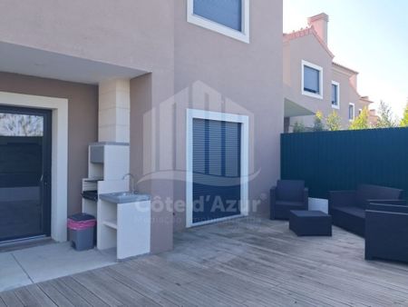3 room luxury House for rent in Sesimbra, Distrito de Setúbal - Photo 3