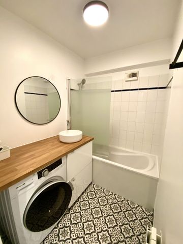 Location Appartement 3 pièces 70m² LILLE 59000 - Photo 5