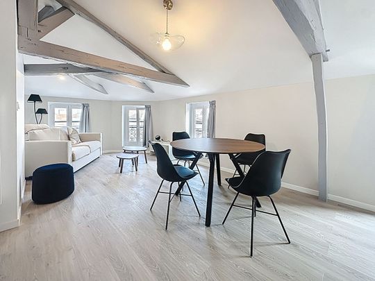 Appartement à louer - APPARTEMENT ENTIEREMENT RENOVE HYPER CENTRE - CHALONS EN CHAMPAGNE - Photo 1