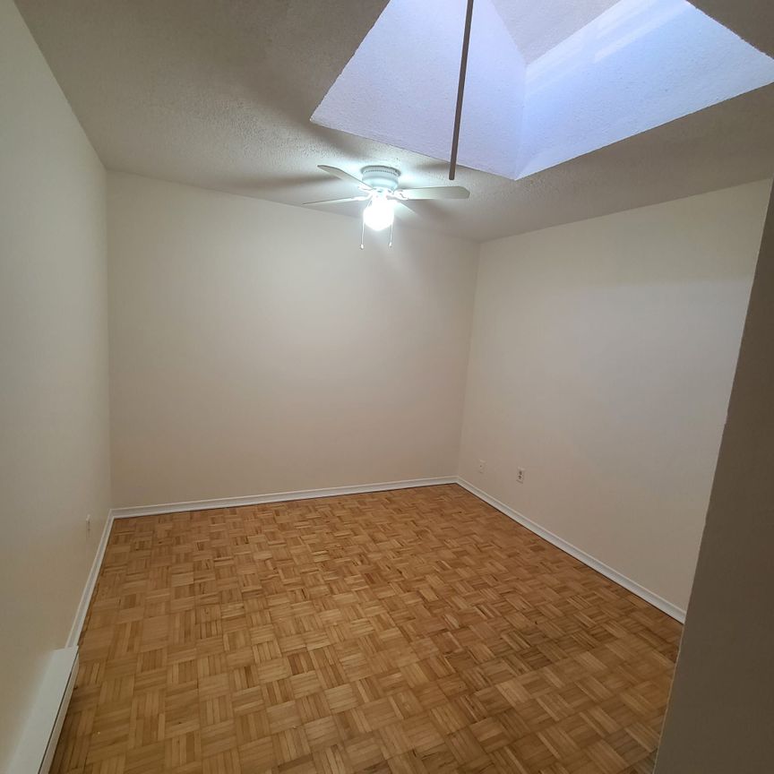 For Lease - 5128A Dundas Street Unit# #1, Toronto, Ontario - Photo 1