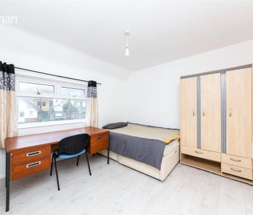 6 bedroom semi-detached house to rent - Photo 5