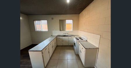 Comfortable Modern Style Unit close to CBD - Photo 5