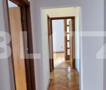 EXCLUSIVITATE! Apartament 4 camere, decomandat, 100 mp, zona Observator - Fotografie 1
