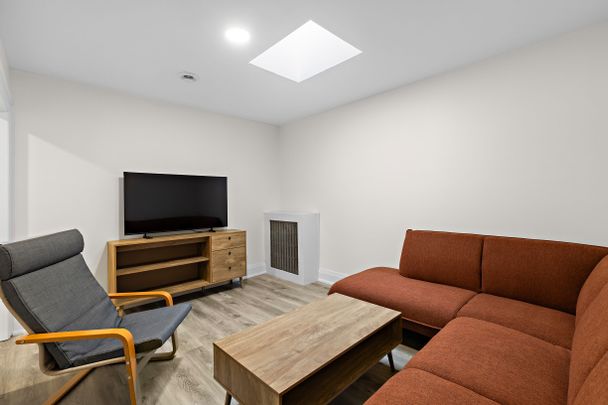 For Lease - 1629 Bayview Avenue, Toronto, Ontario - Photo 1