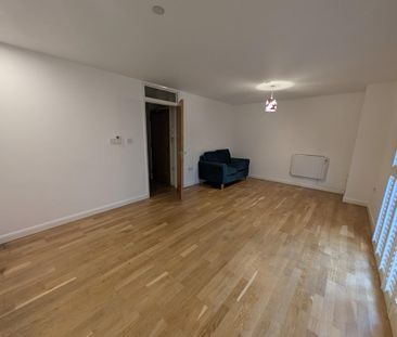 1 bedroom ground floor flat to rent - Photo 5