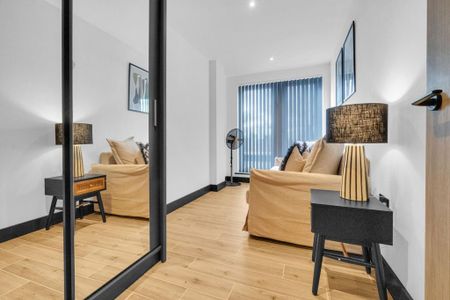 3 bedroom apartment to rent - Photo 2