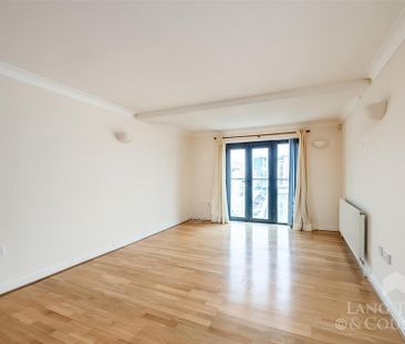 2 bedroom apartment to rent - Photo 4