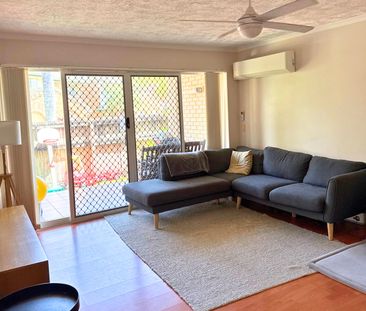 10/25 Thorngate Drive, Robina QLD 4226 - Townhouse For Rent | Domain - Photo 3