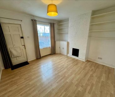 2 bedroom cottage to rent - Photo 2