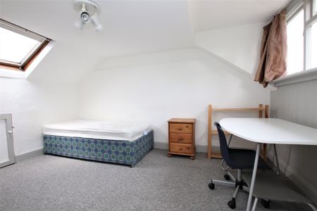 St Matthews Place, Widcombe, Bath - Photo 4