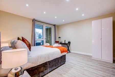 1 bedroom serviced apartment to rent - Photo 2