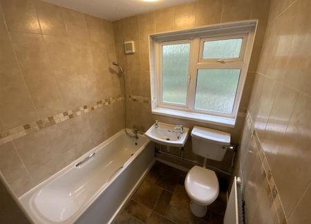 Frankton Close, Solihull - Photo 4