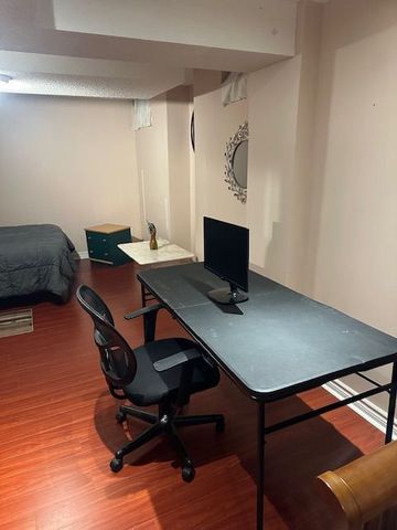 For Lease - 8 Sirius Crescent, Toronto, Ontario - Photo 4