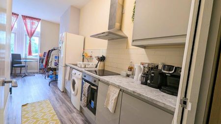 1 bedroom flat to rent - Photo 5