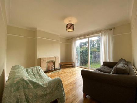 3 bedroom semi-detached house to rent - Photo 2