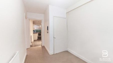 1 bedroom ground floor flat to rent - Photo 2