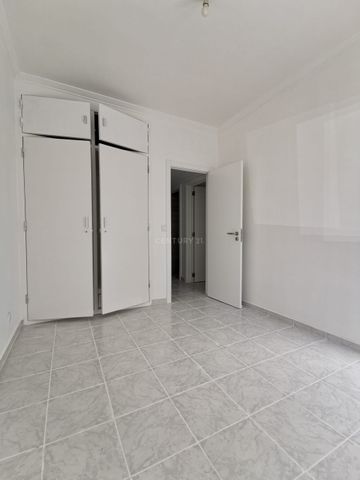 Serra das Minas - Rio de Mouro - Apartamento T2 Remodelado para Arrendamento – R/C com Excelente Localização! - Photo 4