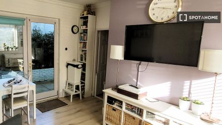 1-bedroom apartment for rent in Dublin - Photo 5