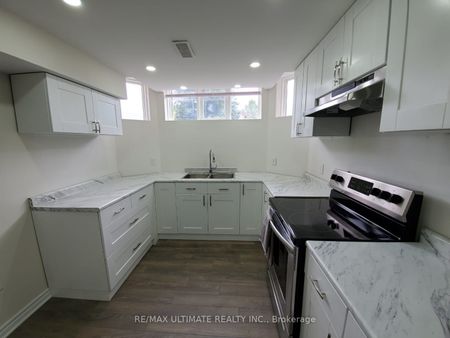 For Lease - 66 Depeuter Crescent Unit# Bsmt, Bradford West Gwillimbury, Ontario - Photo 5