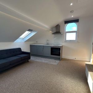 1 bedroom apartment to rent - Photo 2