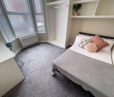 6 bedroom house to rent - Photo 3
