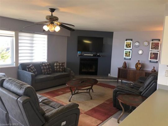 For Lease - 209472 Highway 26 N/A Unit# 60, Collingwood, Ontario - Photo 1