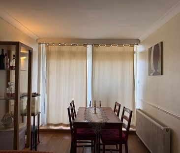 2 Bed Flat, Longbridge Road, IG11 - Photo 5