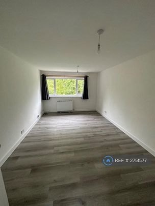 2 bedroom maisonette to rent - Photo 1