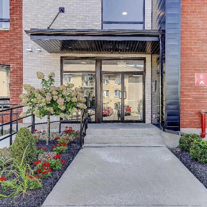 Beau et grand 4 1/2 immeuble 55 ans et + - Photo 1