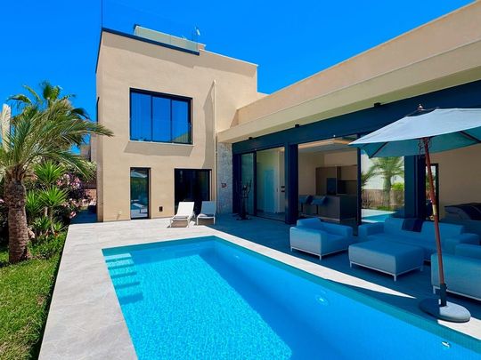 54 Carrer Porrassa, Campos, Balearic Islands 07639 - Photo 1