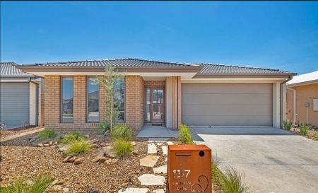 137 Coastiside Drive, Armstrong Creek - Photo 5