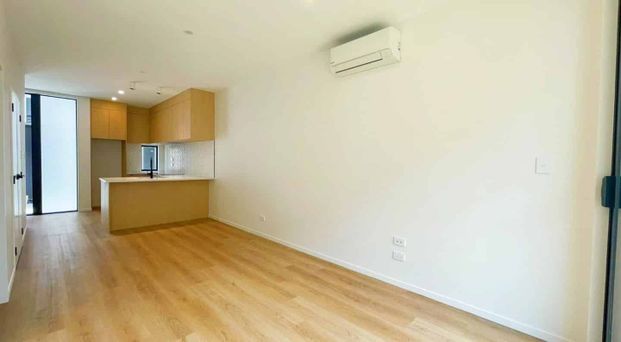 Flat Bush-Brand new Terrace House - Photo 1
