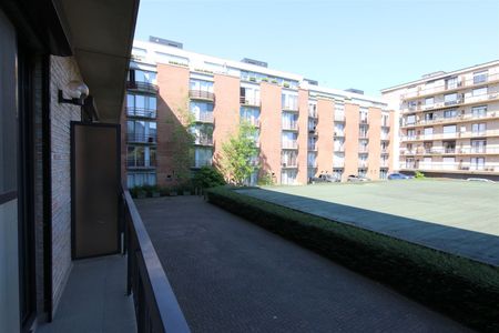 Appartement in het centrum van Beveren - Photo 3