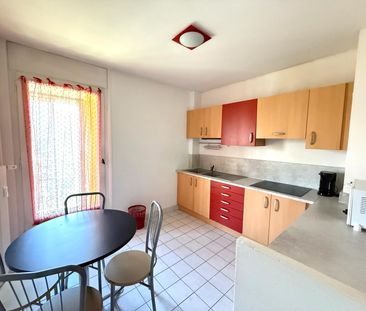 Location Appartement 2 pièces 43m² - Photo 3