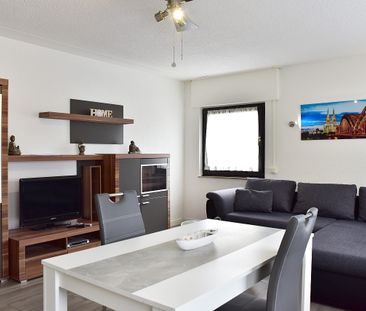 Modern möblierte Wohnung mit Terrasse in Meschenich - Video Online - Foto 2