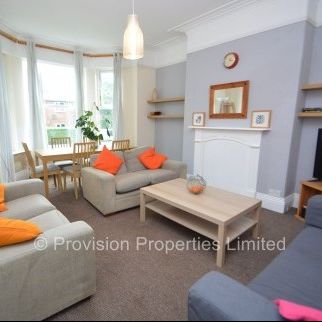 8 Bedroom near Leeds University - Photo 1