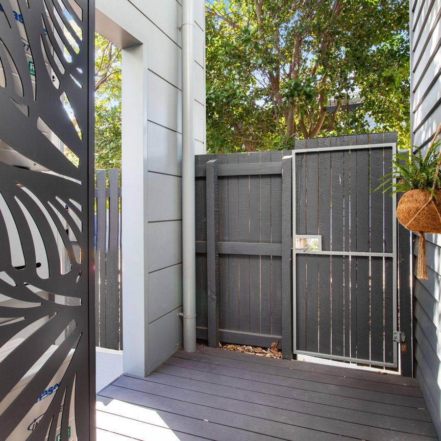 Modern Living in the Heart of North Lakes - Photo 1